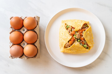 egg wrap or stuffed egg with minced pork and vegetable