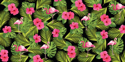 Tropikalny pattern, flamingi, palmy i kwiaty na kolorowym tle.