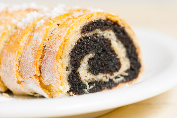 Poppy seed cake