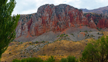 Naklejka premium Photo of beautiful fiery red mountains and rocks