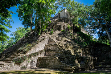 Fototapeta na wymiar Dzibanche pyramid. Mayan archeological site. Pyramids in the jungle