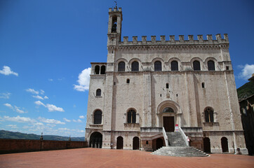 Fototapeta na wymiar View of Palazzo dei Consoli in the city of Gubbio, Italy