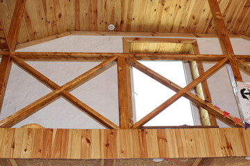 Chipped boards on walls and ceilings make your home unique. They refresh the environment