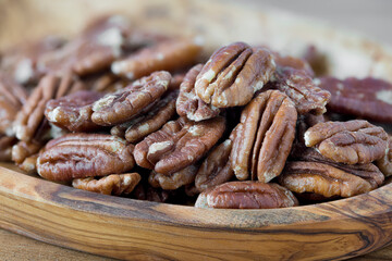 Pekannüsse (Carya illinoinensis) Samenkernhälften