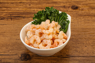 Small unshelled shrimps in the bowl