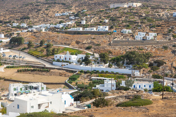 Obraz premium View of the traditional, white, old buildings in Chora, Ios Island, Greece.