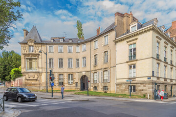 Obraz premium Rennes, France. Building at the intersection of rue Victor Hugo and Contour de la Mette