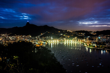 Fototapeta premium night view of Rio de Janeiro