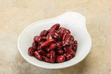 Canned red Kidney in the bowl