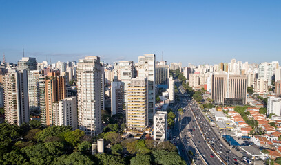 Fototapeta na wymiar Sao Paulo city and 23 de Maio avenue.