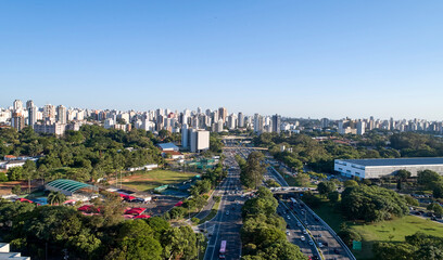 Fototapeta na wymiar Sao Paulo city, 23 de Maio avenue and Ibirapuera park.