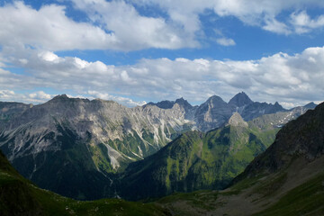 Fototapeta na wymiar Tribulaun group mountains from Stubai high-altitude hiking trail, lap 8 in Tyrol, Austria