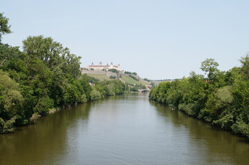 Fototapeta na wymiar würzburg: panoramic view of the river main