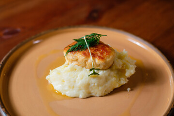 mashed potatoes with meat side view