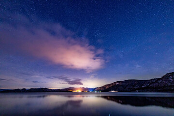 満点の十和田湖畔