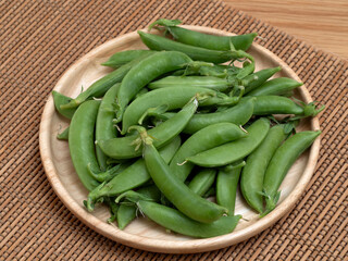 生のスナップエンドウ