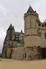 Fototapeta na wymiar medieval castle in saumur in france