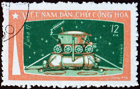 Postage stamp Vietnam 1971 Lunokhod 1 crossing lunar crevasse