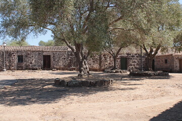 il villaggio paleocristiano di santa cristina con le tipiche muristenes
