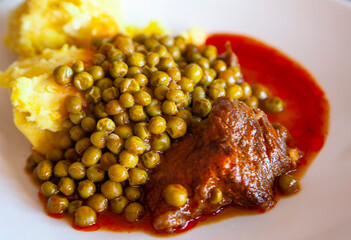 beans with sauce