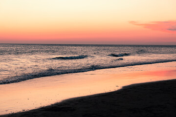 Fototapeta na wymiar Colorful sunset at sea