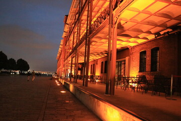 Fototapeta premium 倉庫 夜景