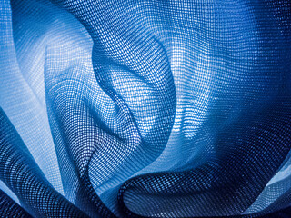 ¿Is this the tissue of time and space or just a curtain?