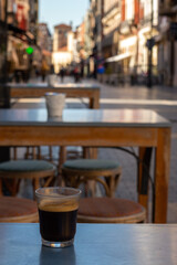 estrechas calles llenas de historia del centro histórico de la ciudad de leon