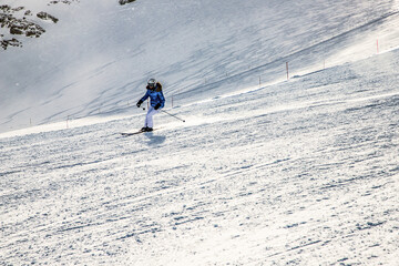 Fototapeta na wymiar skiing in the Alps winter ski season