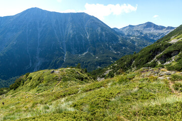 Fototapeta premium Landscape of Todorka Peaks, Pirin Mountain, Bulgaria