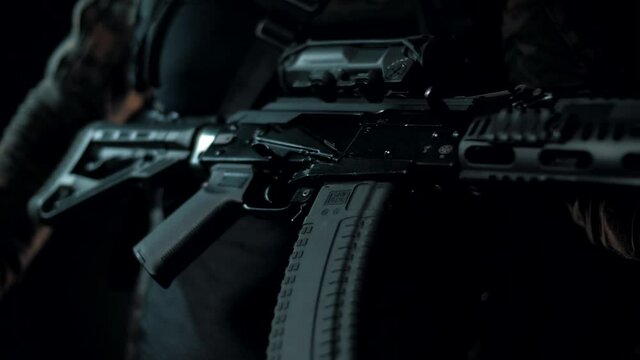 Bringing into combat position a tuned Russian machine gun