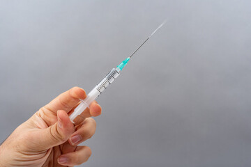 Fluid flow from medical syringe