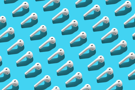 wireless earphones