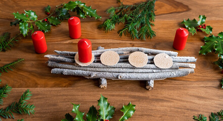 Making affordable handmade advent candles stick holder from natural eco materials. DIY, sustainable Christmas, zero waste, plastic free, eco friendly gift and home decor.