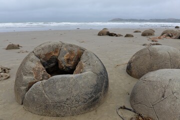 Rock formations on Moeraki Boulders beach