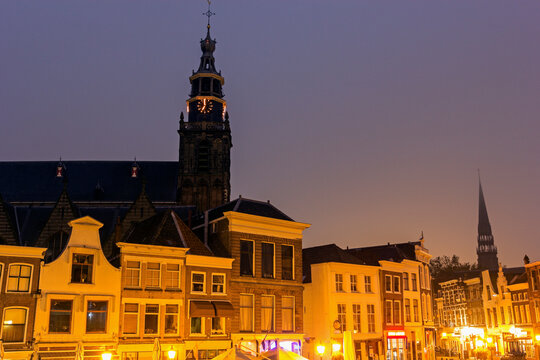 Market square and Sint Janskerk church