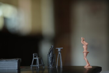 picture of toys depicting movie scene