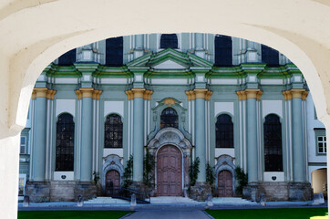 Blick durch das Tor zu F&uuml;rstenfeldbruck