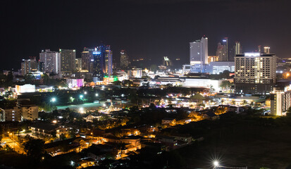 Fototapeta na wymiar the cityscape of Pattaya in the night