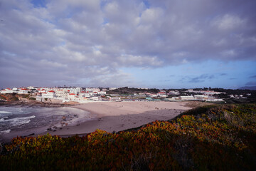 Fototapeta na wymiar Praia das Macas. The Apple Beach. Atlantic shore of Portugal.