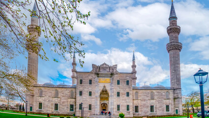 Fototapeta premium The Suleymaniye mosque is an Ottoman imperial mosque located on the Third Hill of Istanbul, Turkey. 