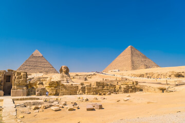 The Great Sphinx of Giza and whence the pyramids of Giza. Cairo, Egypt