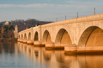 Naklejka premium Memorial Bridge over Potomac River - Washington D.C. United States of America