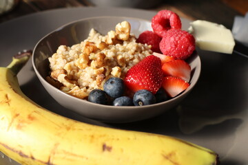 Oatmeal Fruit Bowl