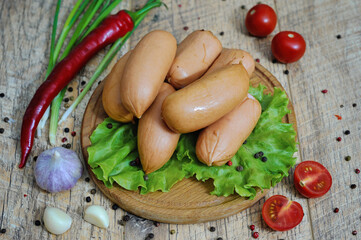 Sausage sausages and vegetables