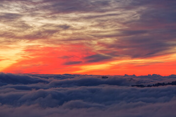 Lever de soleil et brouillard sur les Vosges