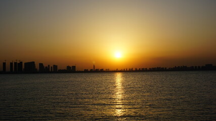 Naklejka premium Sunset City