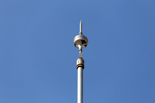 Lightning rod or lightning conductor