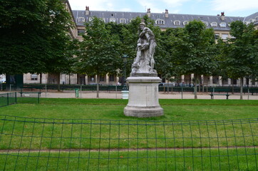 statue of a person in the park