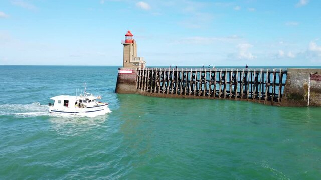 falaises de F&eacute;camp en Normandie, survol a&eacute;rien